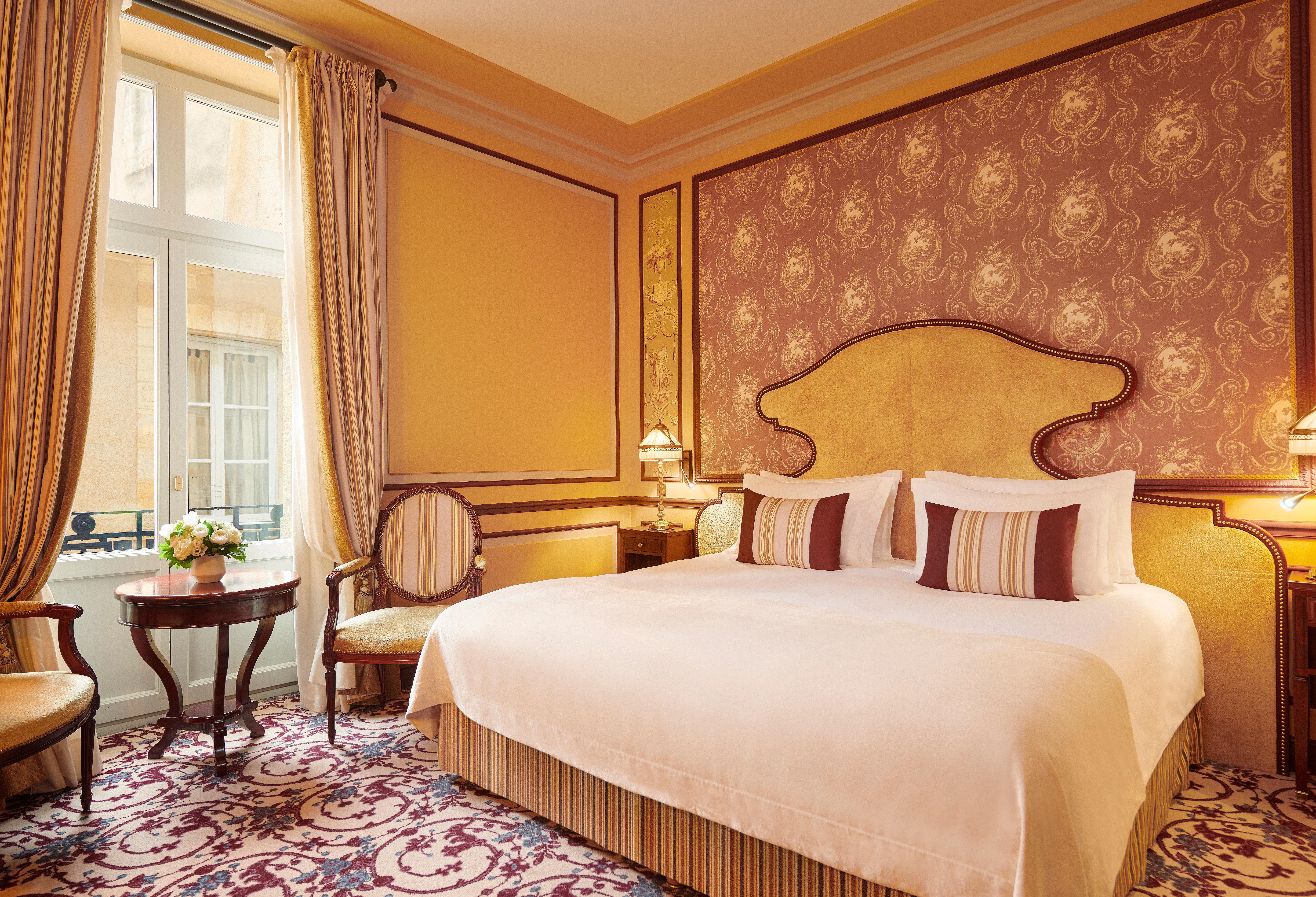 فندق InterContinental Bordeaux Le Grand المظهر الخارجي الصورة A room at the hotel