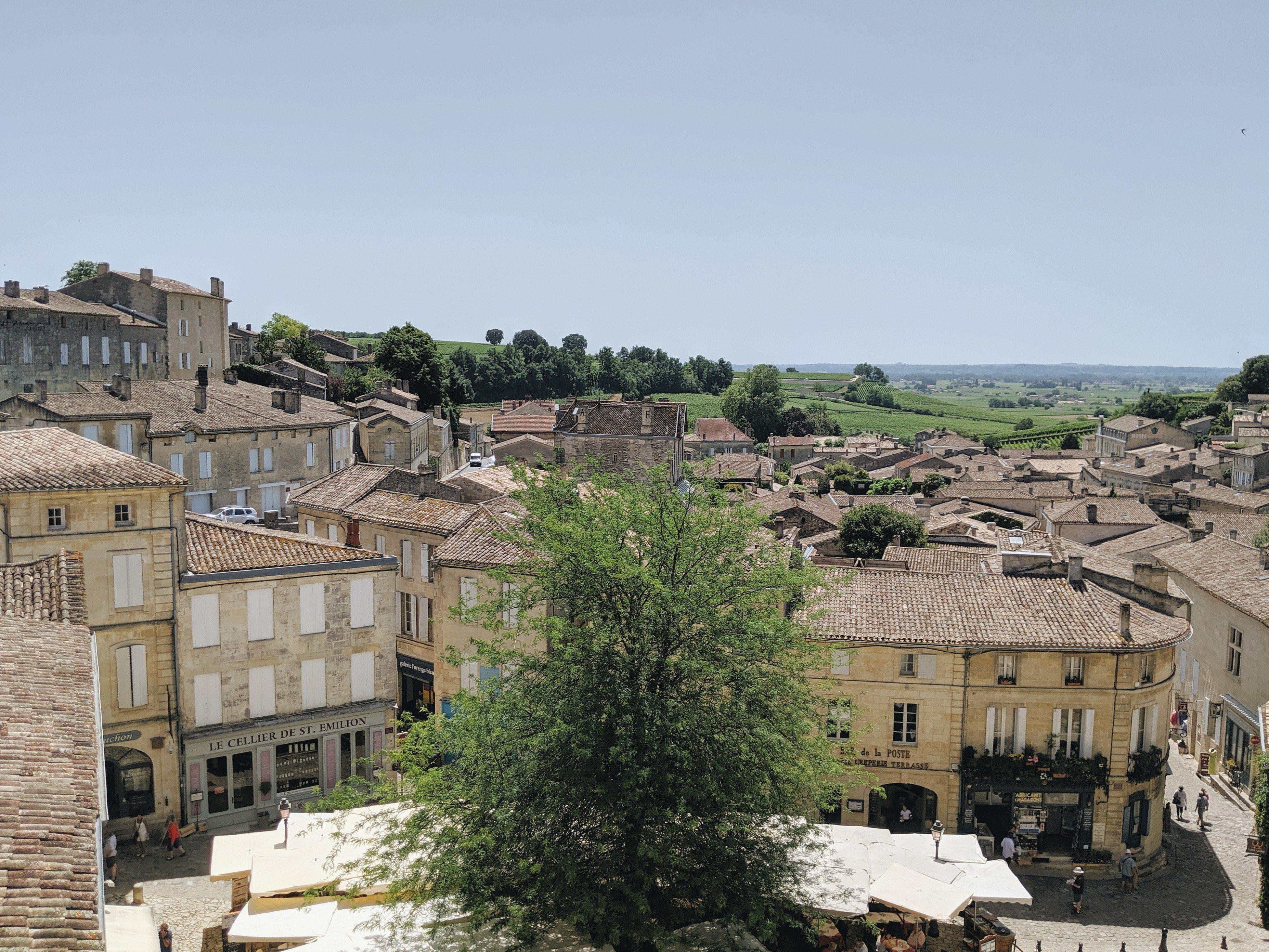 فندق InterContinental Bordeaux Le Grand المظهر الخارجي الصورة A general view of Périgueux